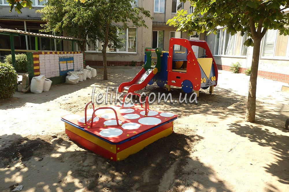 Песочница со створками для детской площадки Киев