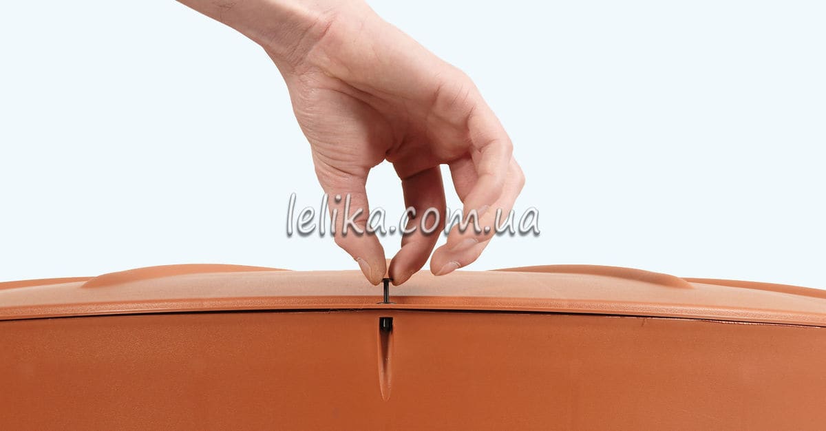 Емкость для сбора дождевой воды с подставкой, крышкой и краником