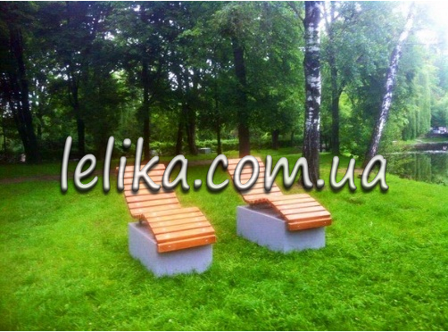 шезлонг вуличний на бетонній основі антивандальний