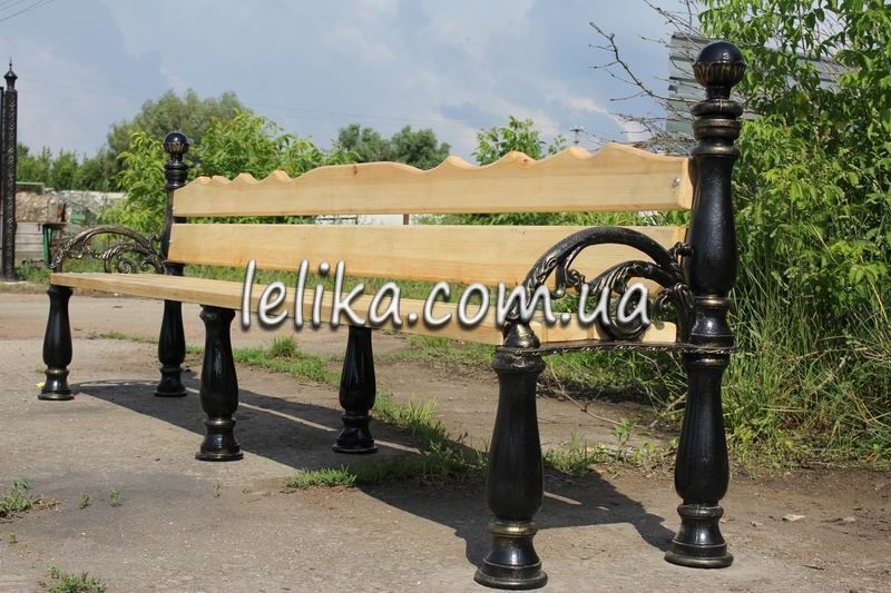 Розкішна лавка із чавуну художнього лиття