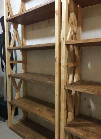 Шкаф пристенный с открытыми полками