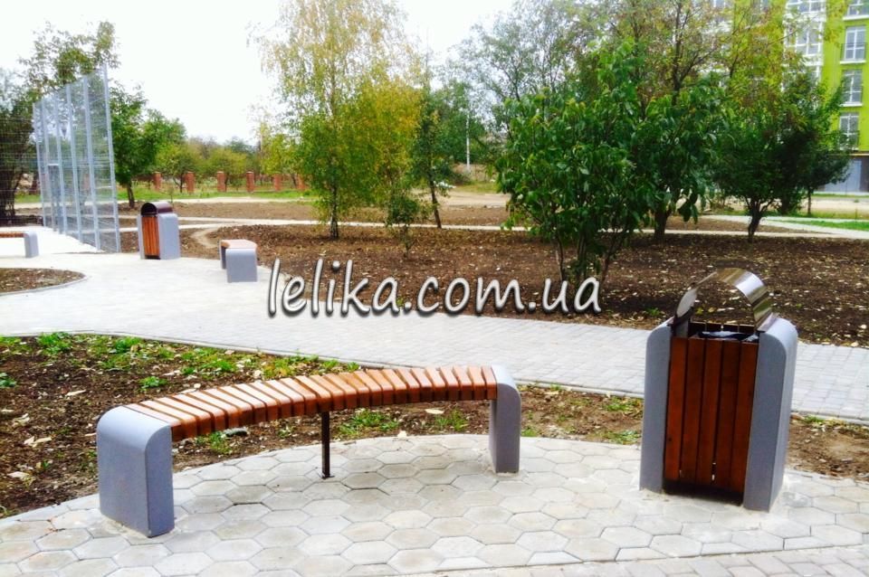 лава півкругла з бетонними ніжками