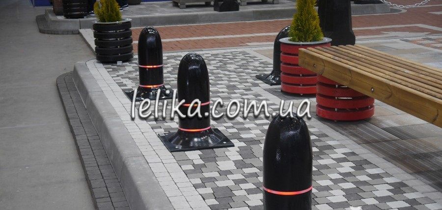 бетонний стовпчик із підсвіткою