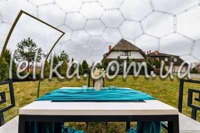 Прозорий купол для заміського будинку