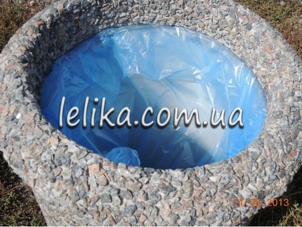 Урна из бетона с покрытием из гранита