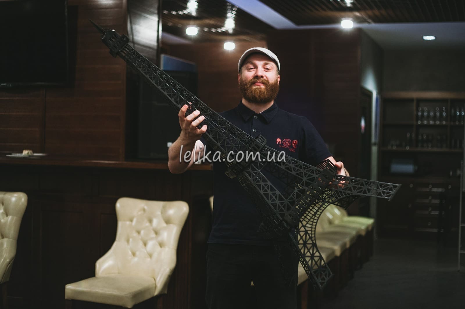 Металлическая Эйфелева башня на подарок купить 